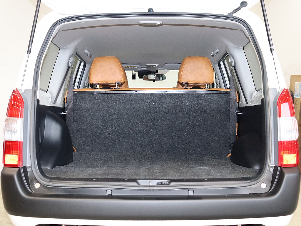 トヨタ プロボックスバン(2枚目)