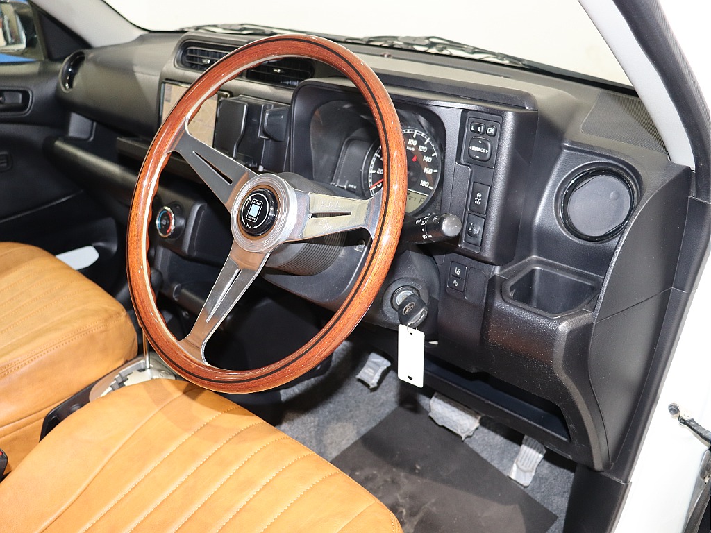 トヨタ プロボックスバン(4枚目)