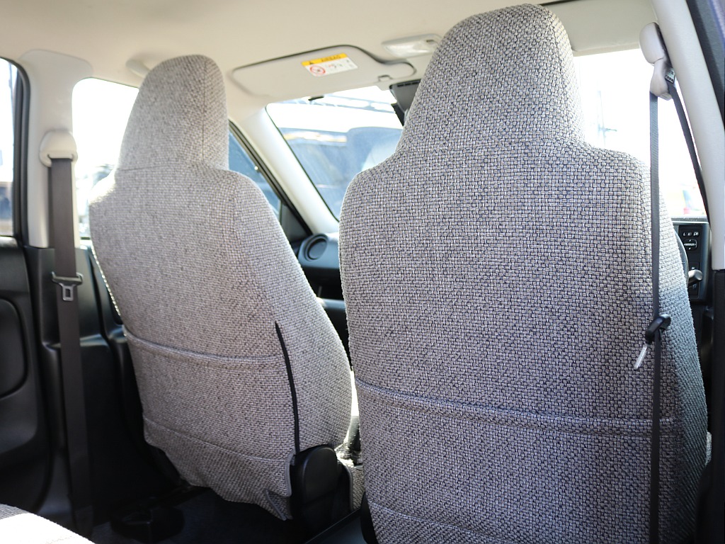 ＦＬＥＸグループは「すべての人に愛車を」をコンセプトに車種別に全国展開中！愛車と一緒に、ライフスタイルを充実させてもらいたいという思いで、ランクル仙台泉店では皆様のご要望になんでもお応えします♪