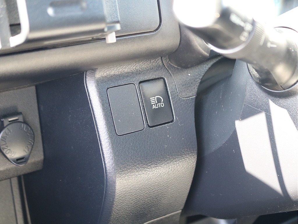 ＦＬＥＸグループは「すべての人に愛車を」をコンセプトに車種別に全国展開中！愛車と一緒に、ライフスタイルを充実させてもらいたいという思いで、ランクル仙台泉店では皆様のご要望になんでもお応えします♪