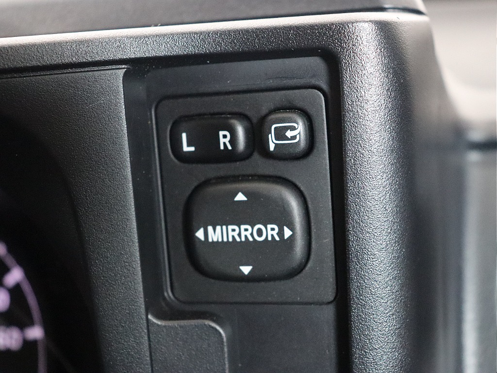 Renoca EUROBOX・純正ブラック・丸目フェイス♪