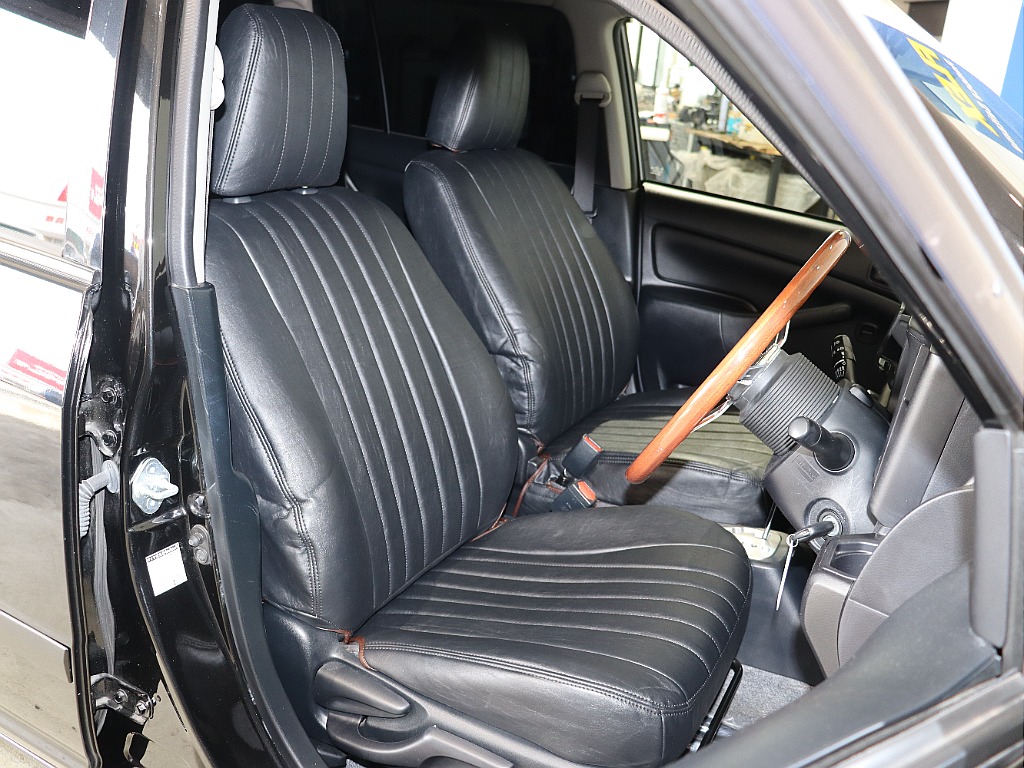 Renoca EUROBOX・純正ブラック・丸目フェイス♪