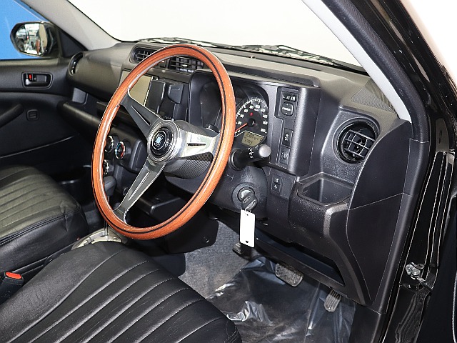 Renoca EUROBOX・純正ブラック・丸目フェイス♪