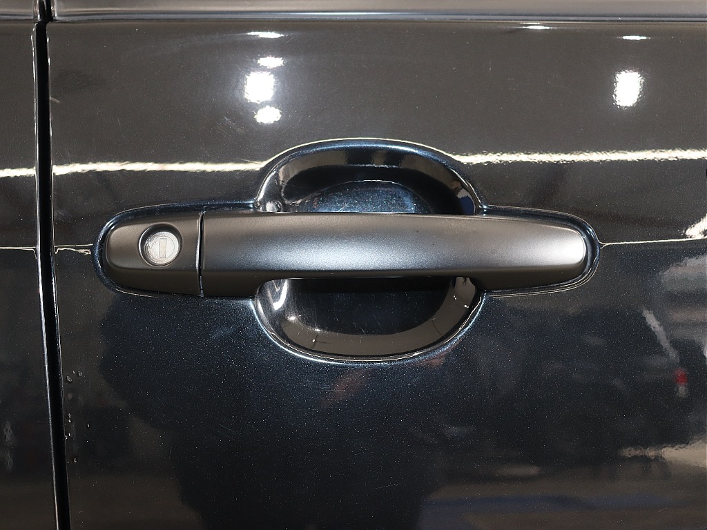 Renoca EUROBOX・純正ブラック・丸目フェイス♪