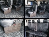 シートカバーとフットパネルも装備で商用車感を払拭しております！