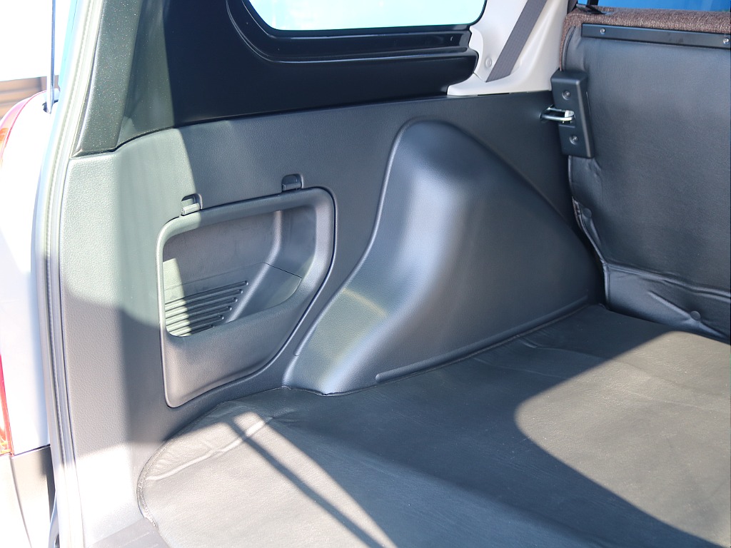 ＦＬＥＸグループは「すべての人に愛車を」をコンセプトに車種別に全国展開中！愛車と一緒に、ライフスタイルを充実させてもらいたいという思いで、ランクル仙台泉店では皆様のご要望になんでもお応えします♪