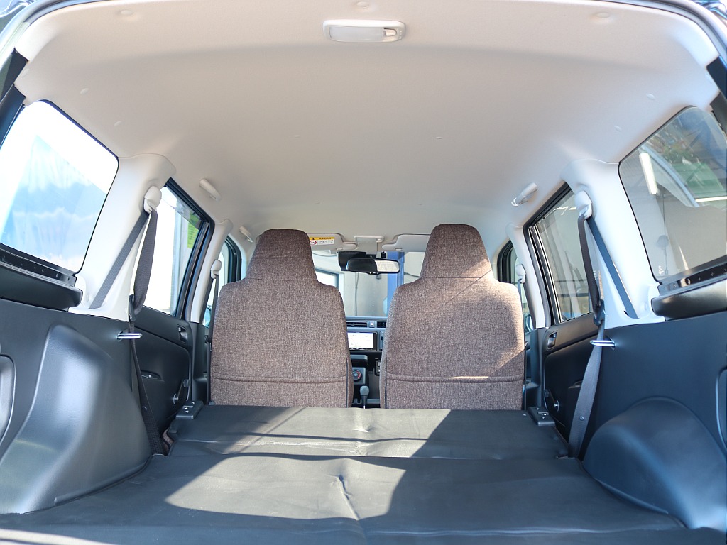 ＦＬＥＸグループは「すべての人に愛車を」をコンセプトに車種別に全国展開中！愛車と一緒に、ライフスタイルを充実させてもらいたいという思いで、ランクル仙台泉店では皆様のご要望になんでもお応えします♪