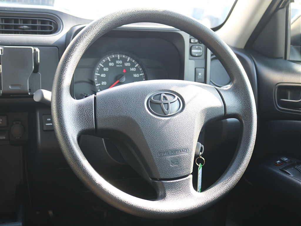 ＦＬＥＸグループは「すべての人に愛車を」をコンセプトに車種別に全国展開中！愛車と一緒に、ライフスタイルを充実させてもらいたいという思いで、ランクル仙台泉店では皆様のご要望になんでもお応えします♪