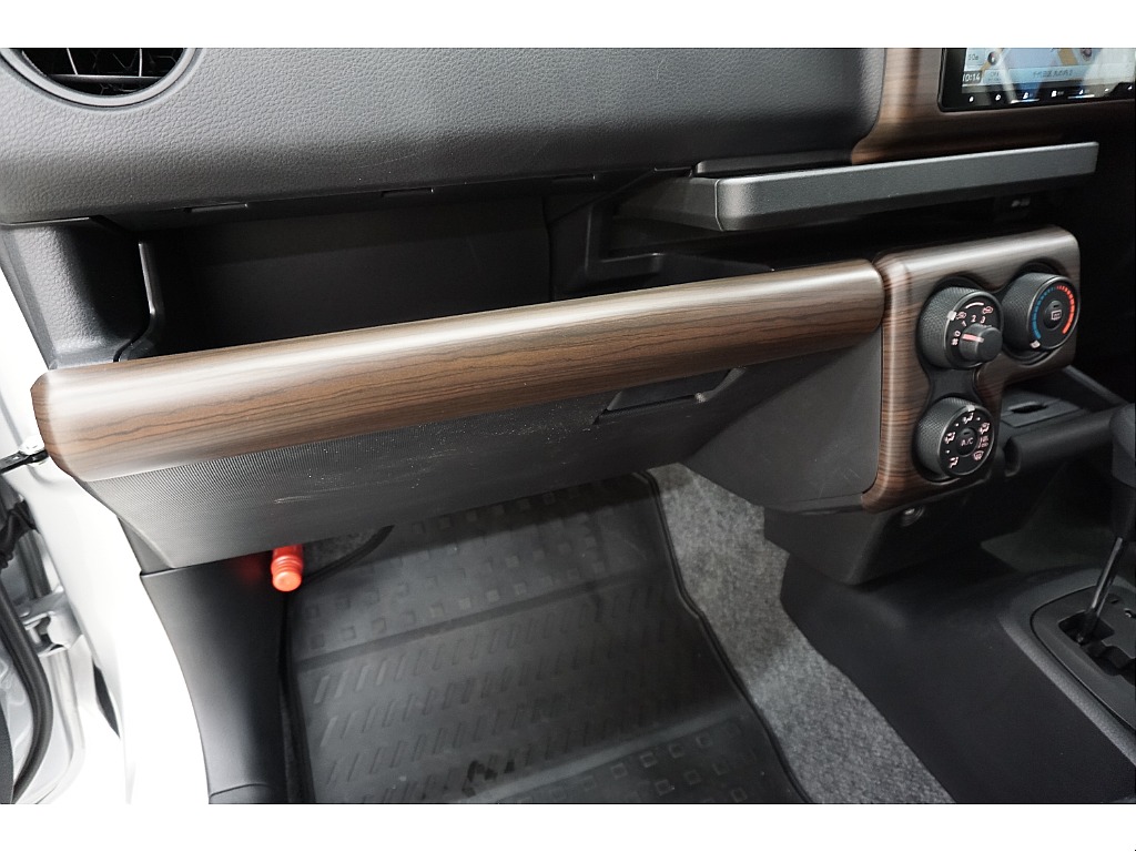 新品ウッド調インテリアパネル☆