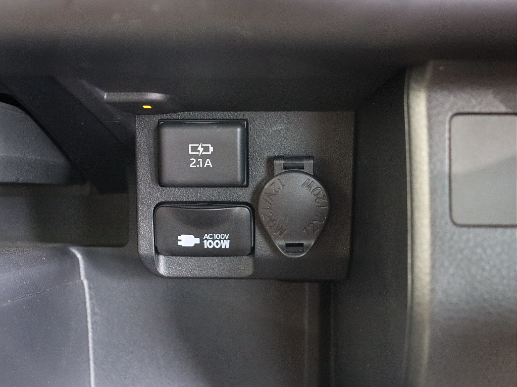 R6年・走行15000キロ台・EUROBOX・4WD♪