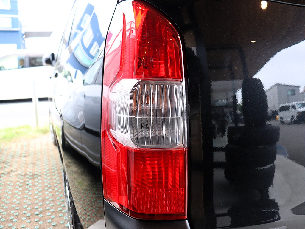 R6年・走行15000キロ台・EUROBOX・4WD♪