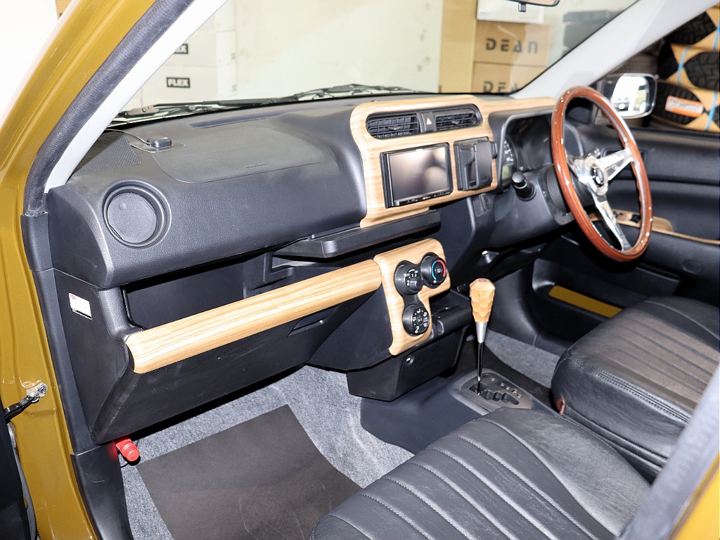 希少4WD・EURO BOX/丸目フェイス×アゼットブラウンNペイント