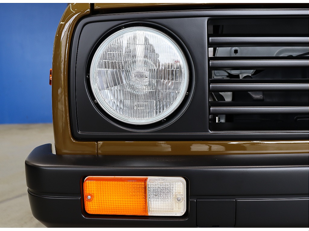希少4WD・EURO BOX/丸目フェイス×アゼットブラウンNペイント