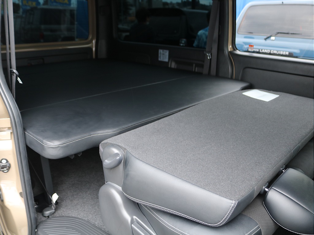 ＦＬＥＸグループは「すべての人に愛車を」をコンセプトに車種別に全国展開中！愛車と一緒に、ライフスタイルを充実させてもらいたいという思いで、ランクル仙台泉店では皆様のご要望になんでもお応えします♪