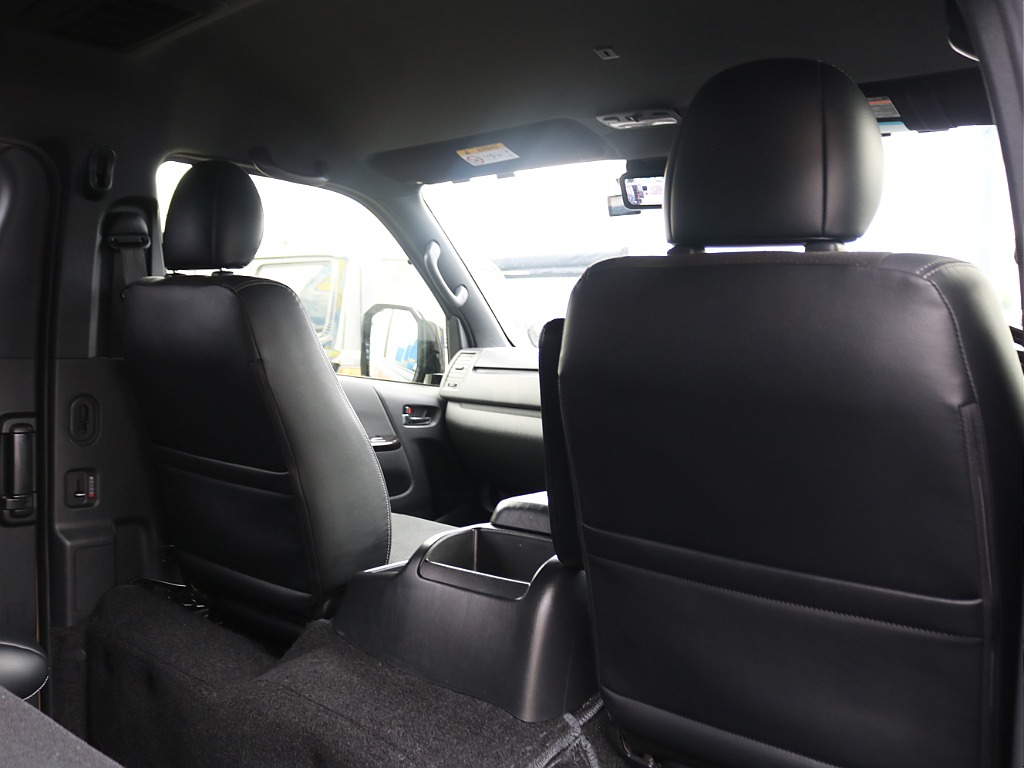 ＦＬＥＸグループは「すべての人に愛車を」をコンセプトに車種別に全国展開中！愛車と一緒に、ライフスタイルを充実させてもらいたいという思いで、ランクル仙台泉店では皆様のご要望になんでもお応えします♪