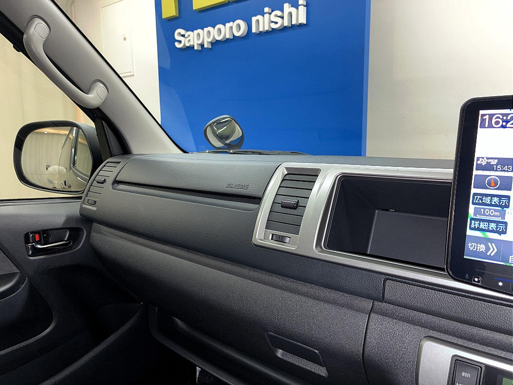 トヨタ&nbsp;ハイエース&nbsp;ワゴン2.7GLロング ミドルルーフ 4WD&nbsp;&nbsp;北海道の詳細画像&nbsp;その11