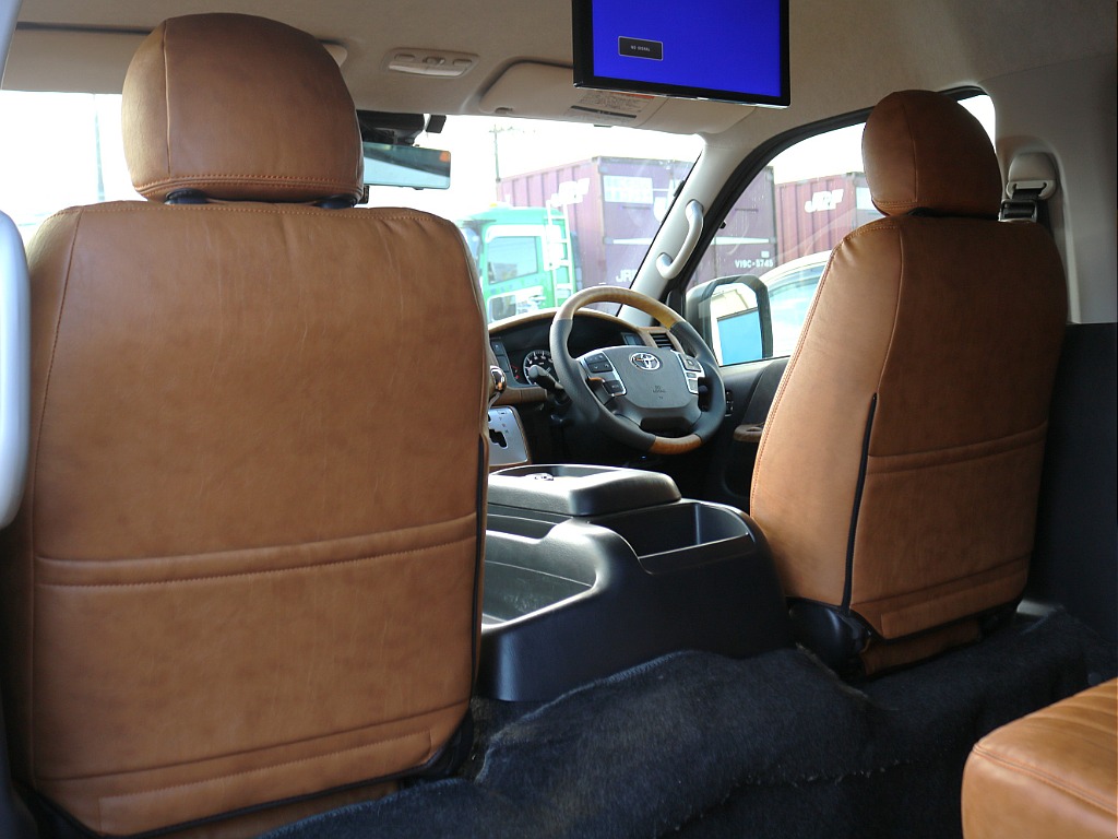 ＦＬＥＸグループは「すべての人に愛車を」をコンセプトに車種別に全国展開中！愛車と一緒に、ライフスタイルを充実させてもらいたいという思いで、ランクル仙台泉店では皆様のご要望になんでもお応えします♪