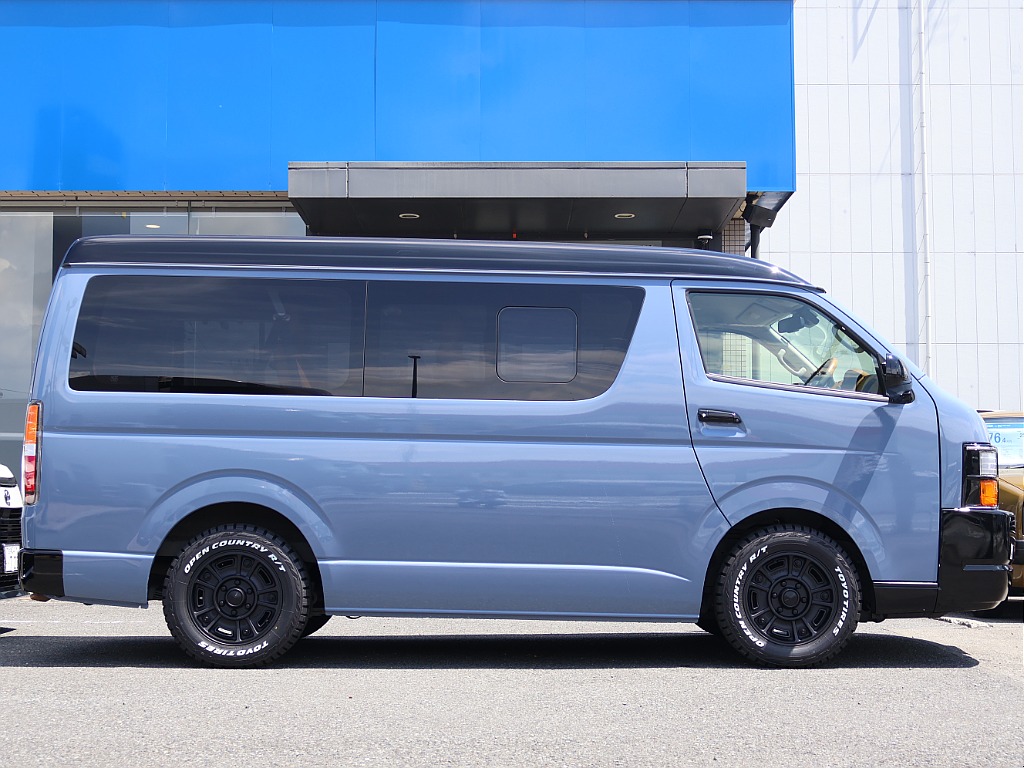 ルーフとボディでツートンカラーにしてます！