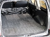 ２列目を倒した状態のラゲッジスペースの広さは車中泊ができるく...