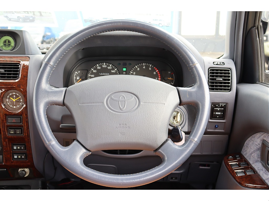 1997 Toyota Land Cruiser Prado 90 