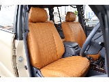運転席も綺麗に保たれております☆