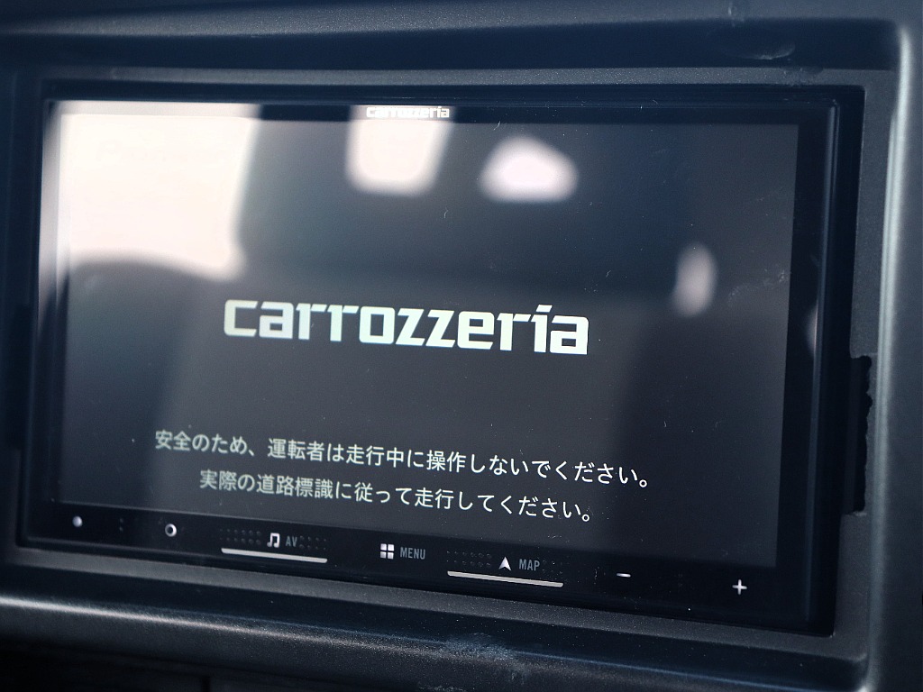 新品カロッツェリア製SDナビTV！