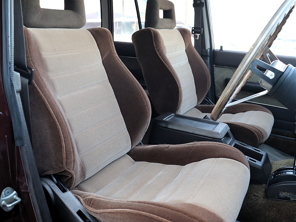 シートは張替済みとなっております！