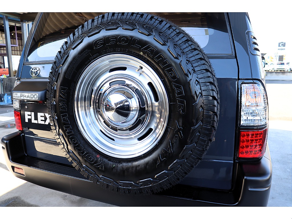 背面も足元と同サイズをセットしております！