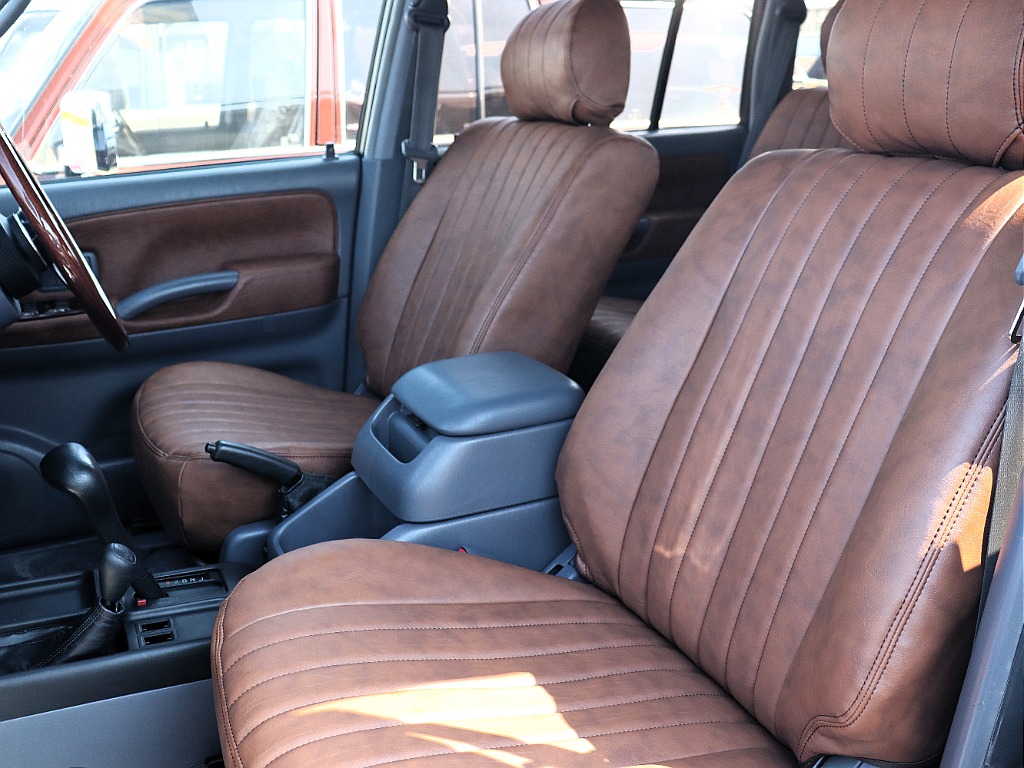 その他、詳細スペックはランクル高崎店スタッフまで！皆様からのお問合せを心よりお待ちしております！