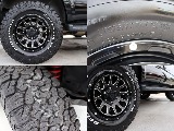 足元にはデルタフォース１７インチAWに新品BF２７５ATタイヤの組み合わせ！