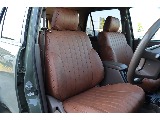 新品クラシックレザー調シートカバー装備!