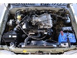3.4リッター、V6エンジン搭載モデル!加速もスムーズな乗り心地で見た目とは裏腹にシャキッと走りますよ!
