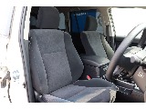 運転席も綺麗に保たれております☆