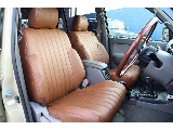 新品クラシックレザー調シートカバーをセット！