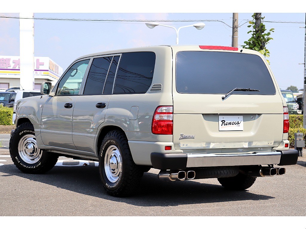 陸送会社との提携により遠方納車も可能ですので、遠方の方もお気軽にお問合せください！