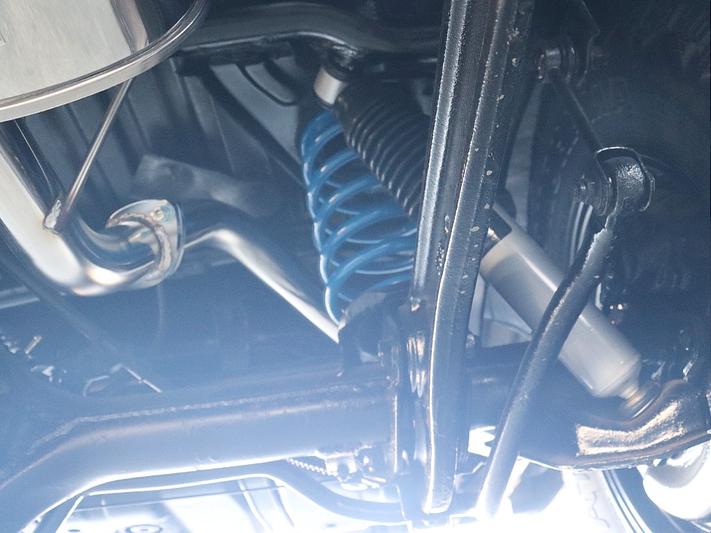 新品FLEXオリジナルコイルにオリジナルショックアブソーバーをセット致しました♪