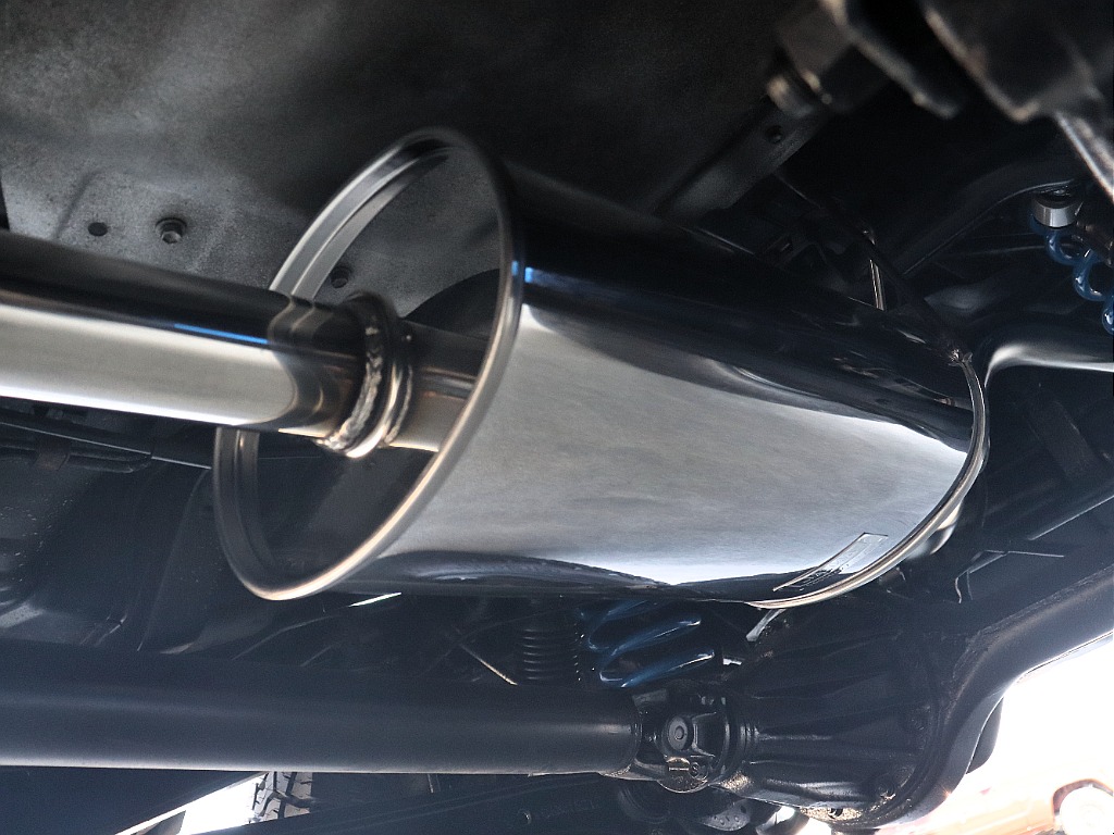 新品FLEXオリジナル中間マフラー！