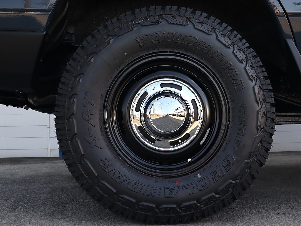 足元には新品DEANクロスカントリー16インチAW！