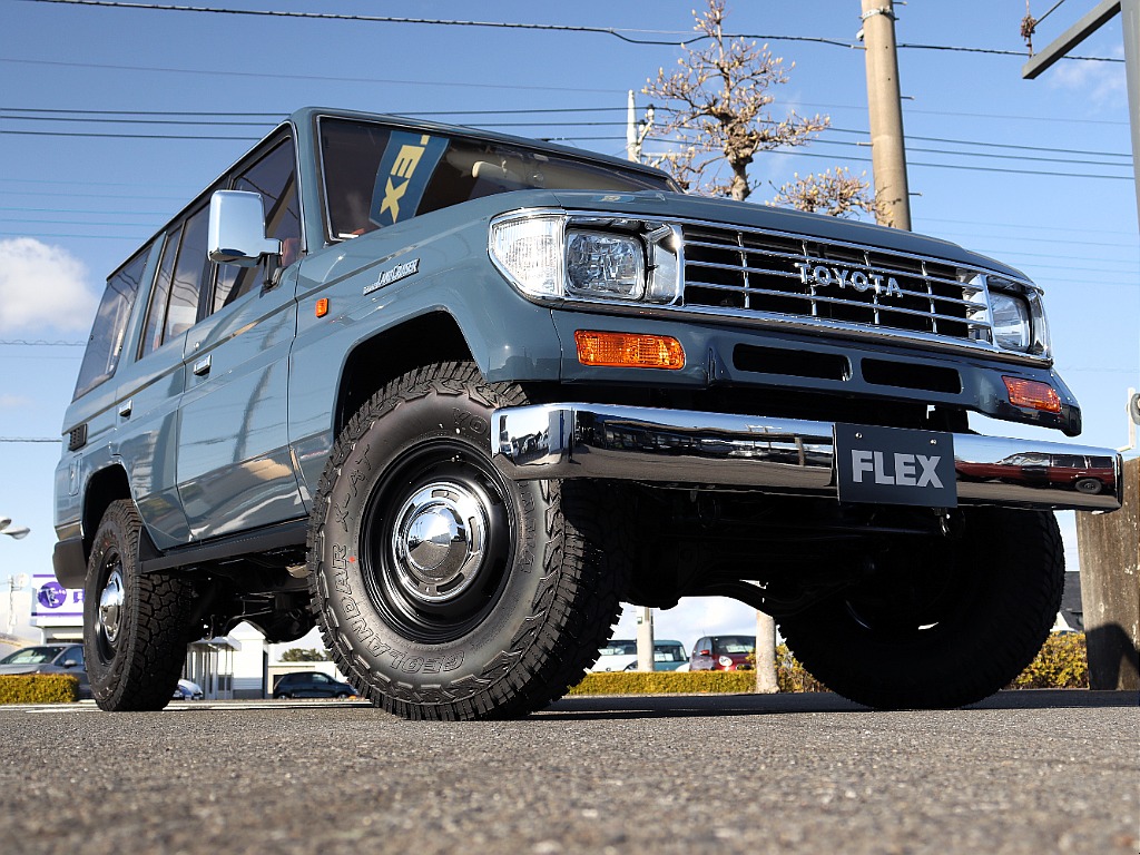 新、旧ランクルを取り揃えておりますので、お気軽にお問合せください！