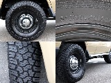 足元には輸出用ホイールにジオランダーX-ATの組み合わせ！