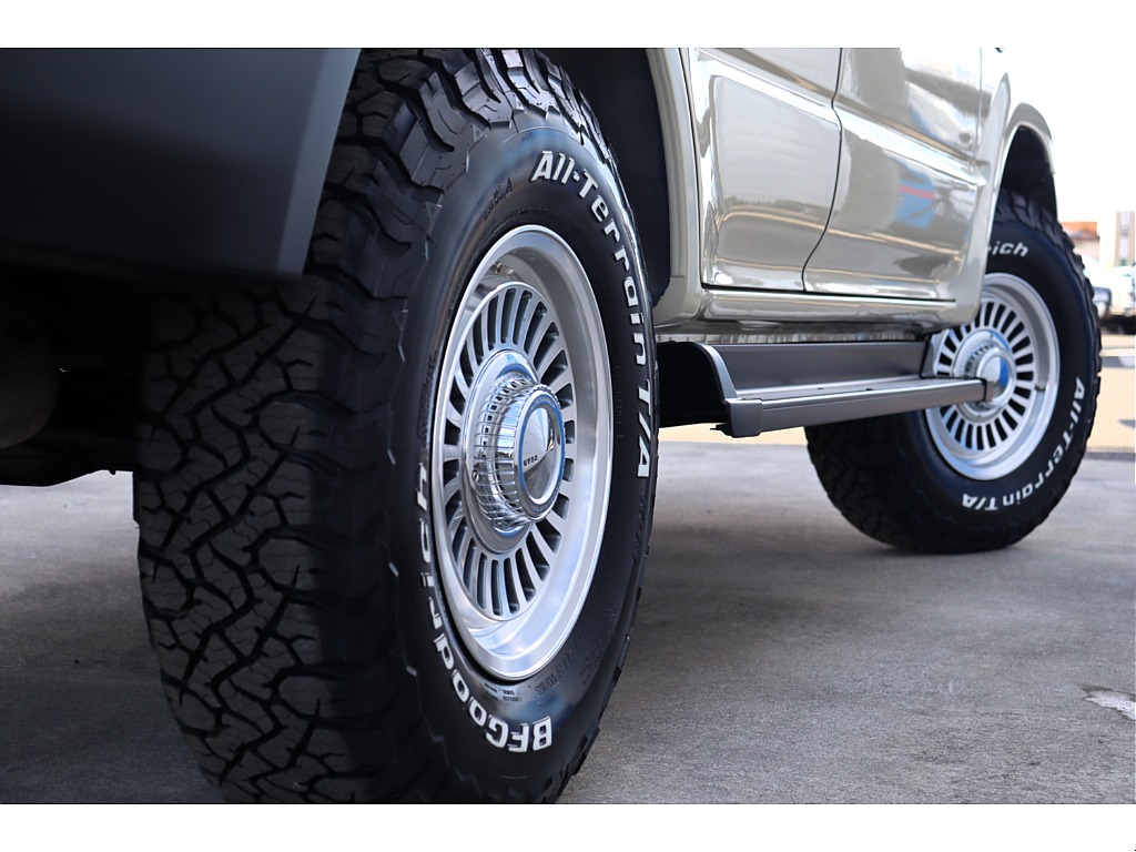 スタットレスタイヤもご希望ございましたらお気軽にお問い合わせください☆