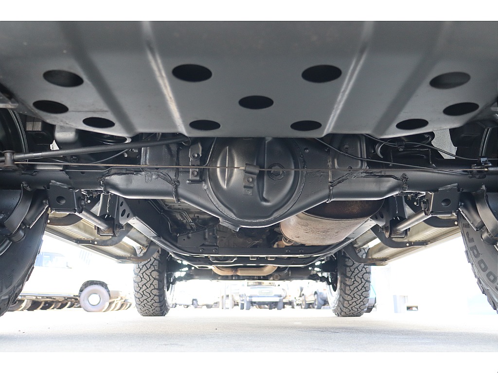 下回りリアからになります