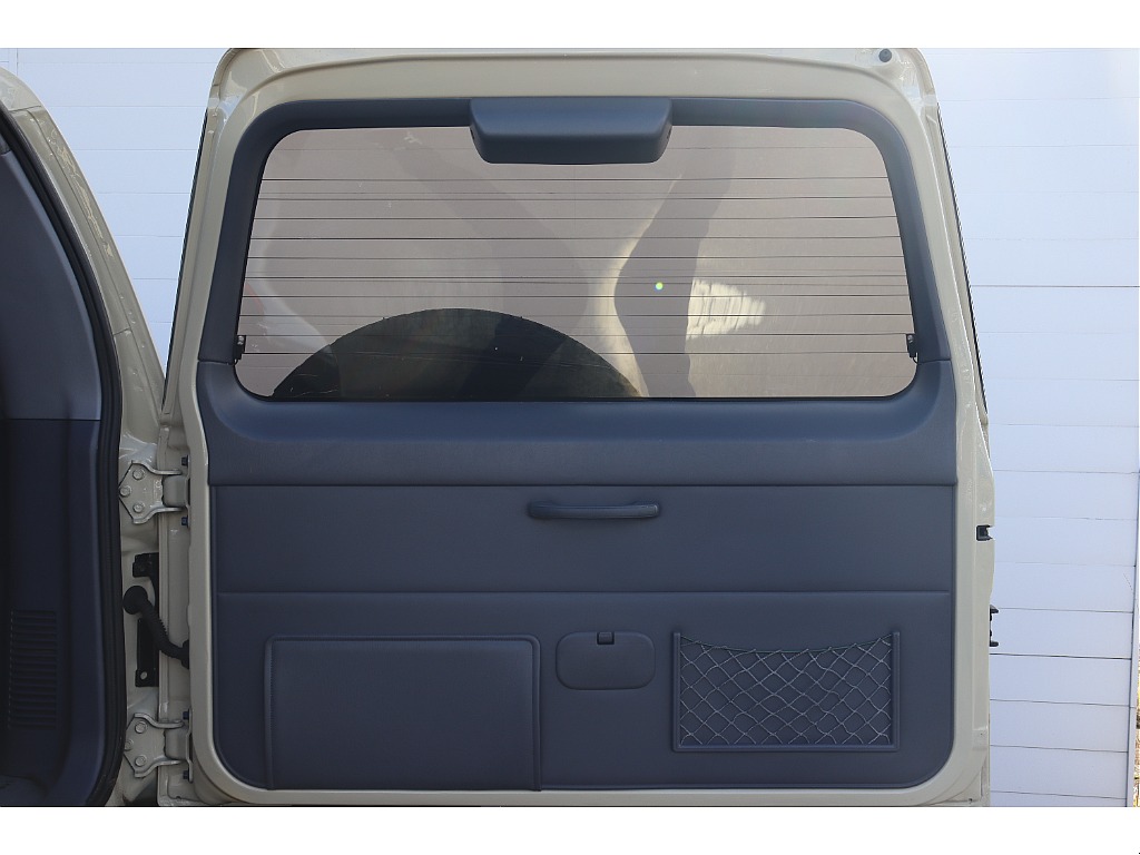 リアゲートになります☆