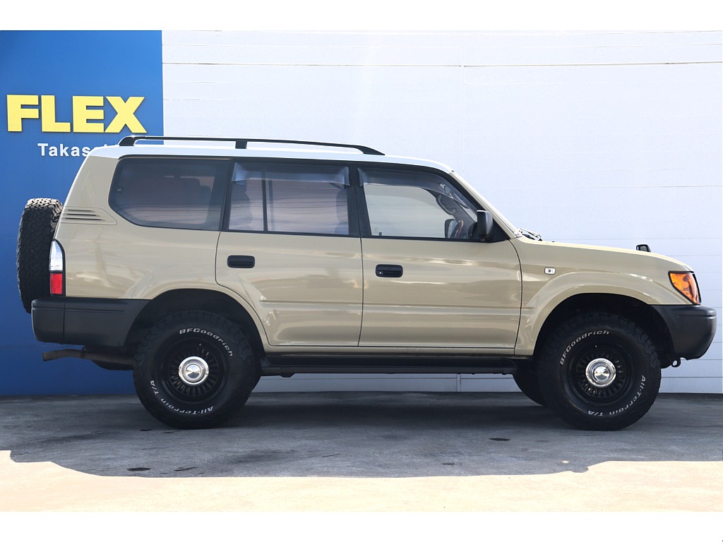 車高はノーマルですので、男女問わず運転もしやすいですよ！