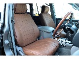 新品レザー調シートカバー装備！