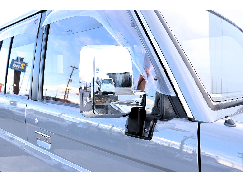 新品メッキミラーカバーをセット！