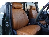 運転席も綺麗に保たれております☆