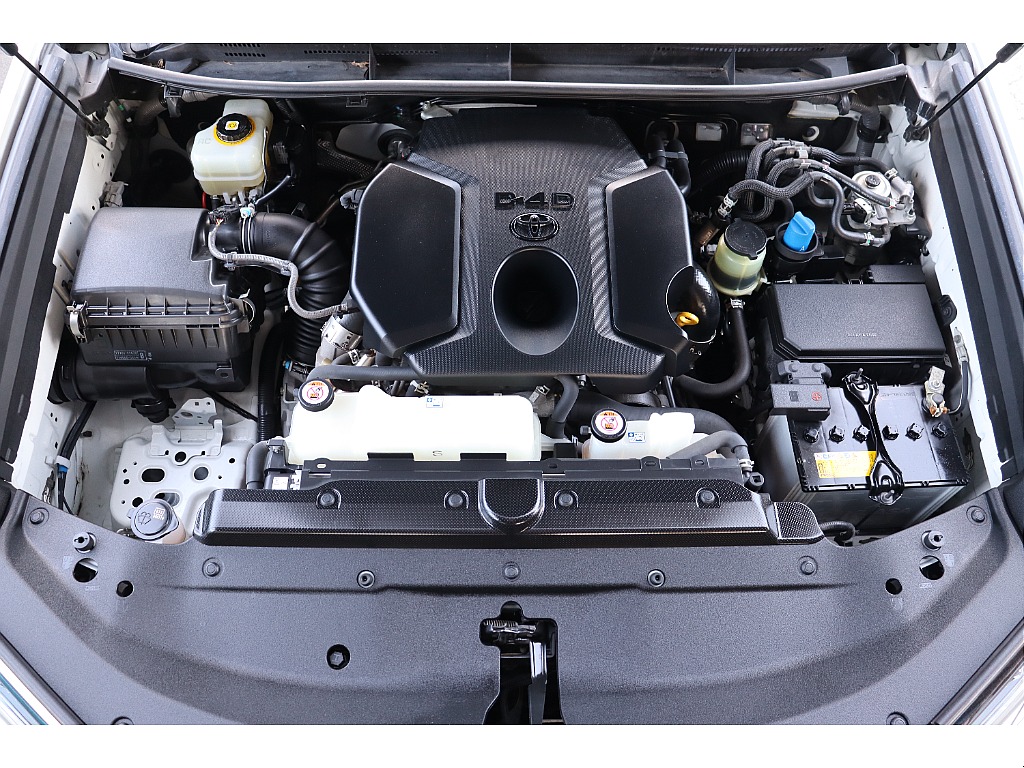 エンジンルームコンディションも良好ですよ！