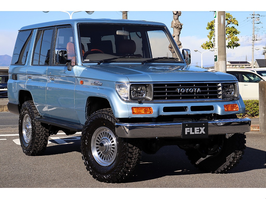 スクエアなデザインが人気の７８プラド！全車法定点検整備後の更新型、保証付き販売となります！