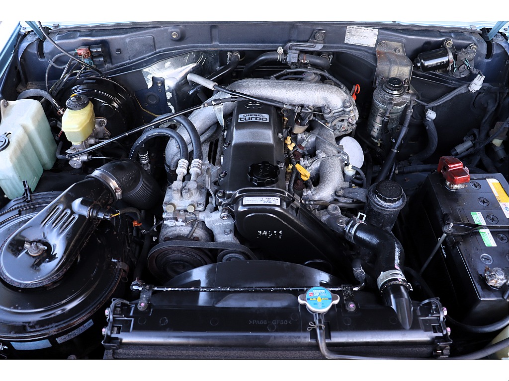 耐久性、信頼性に定評ある１KZエンジン搭載モデル！19万キロ時にタイベル交換済みとなります！